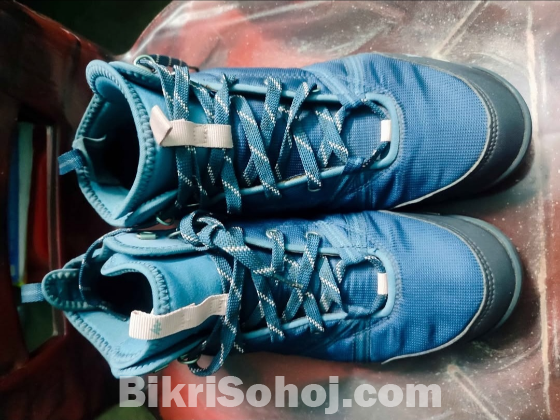 Quechua Waterproof Hiking shoe